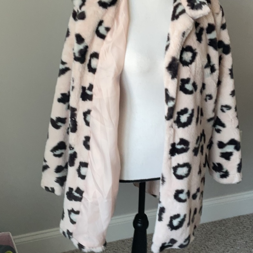 Leopard Print Faux Fur Coat - Picture 3 of 5